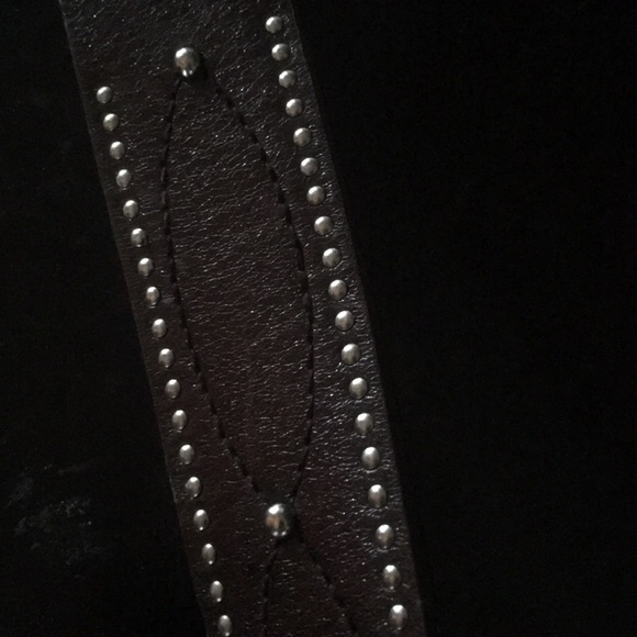 Michael Kors LG brown leather silver studded 42”belt - Picture 2 of 8